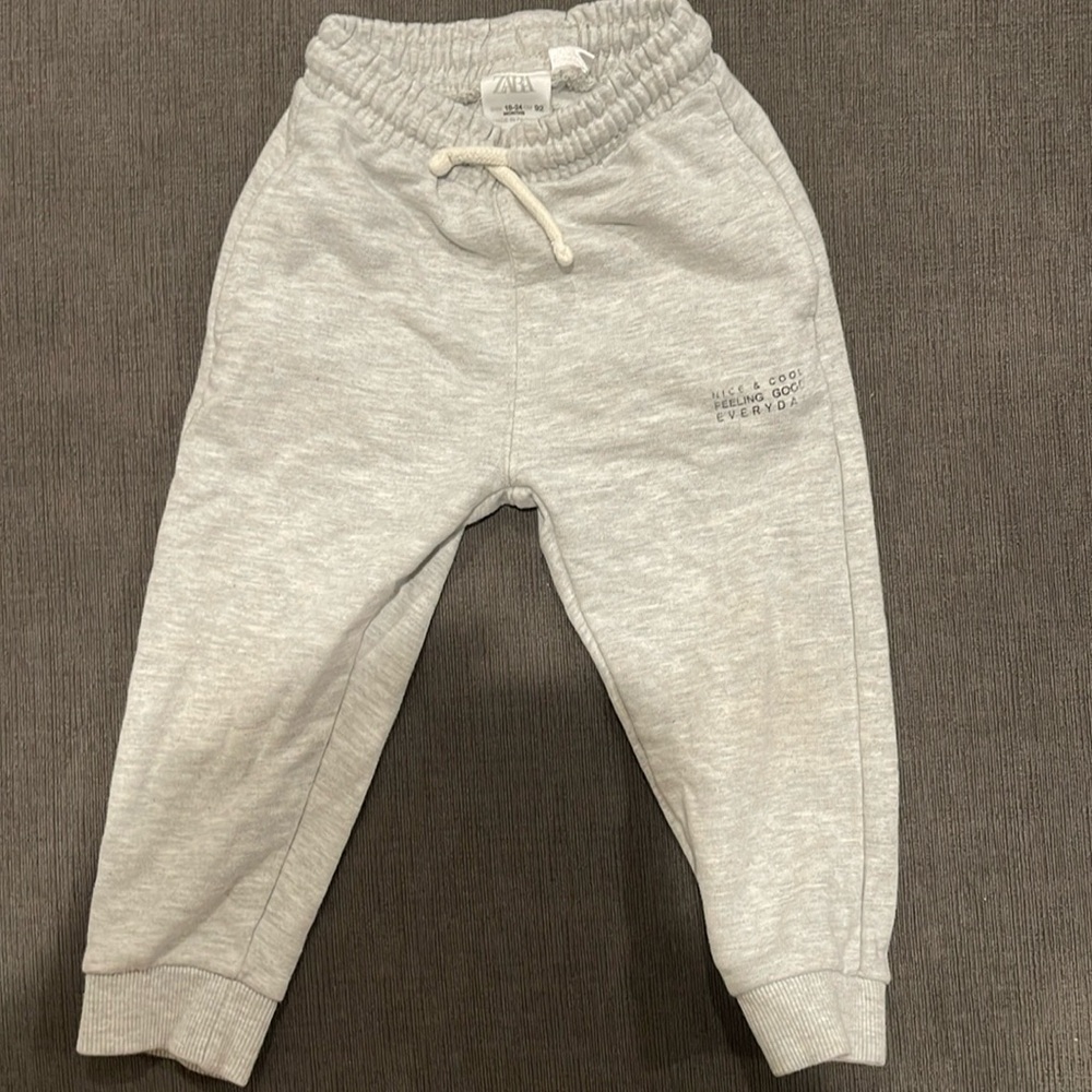 Zara sweats